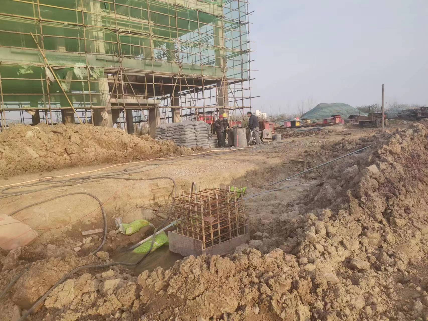 汝南当桥梁出现裂缝的时候应该及时加固修补